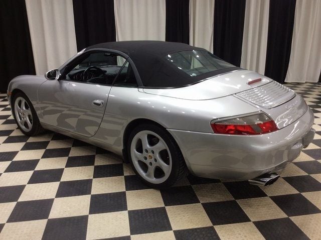 2001 Porsche 911 4 photo 4