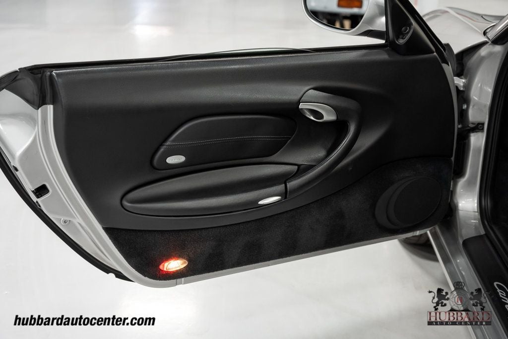 2001 Porsche 911 Cabriolet photo 12