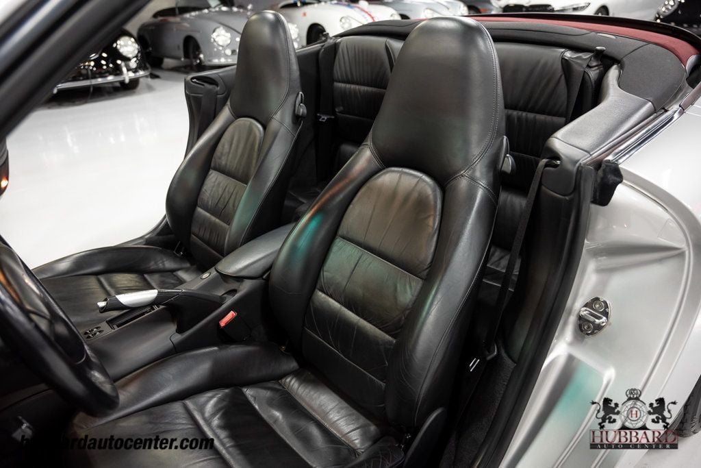 2001 Porsche 911 Cabriolet photo 16
