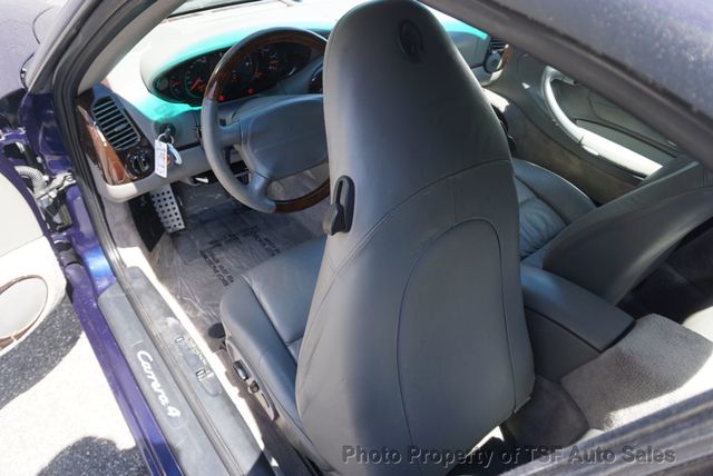 2001 Porsche 911 Carrera 2dr Carrera Cabriolet 6-Speed Manual - 23045148 - 16
