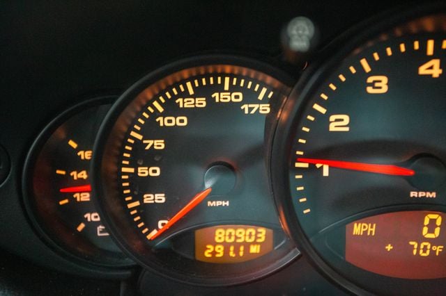 2001 Porsche 911 Carrera 2dr Carrera Coupe Tiptronic - 22965168 - 4