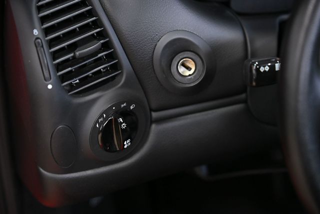 2001 Porsche Boxster 2dr Roadster 5-Speed Manual - 22959780 - 32