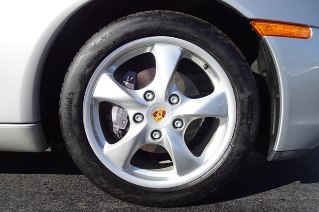 2001 Porsche Boxster 2dr Roadster 5-Speed Manual - 22929565 - 17