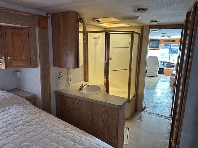 2001 ROADMASTER RAIL DYANASTER RV - 23030805 - 7