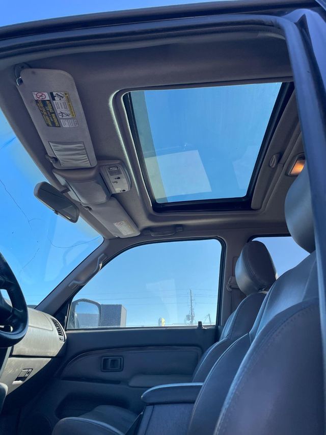 2001 Toyota 4Runner 4dr SR5 3.4L Automatic - 22982492 - 8