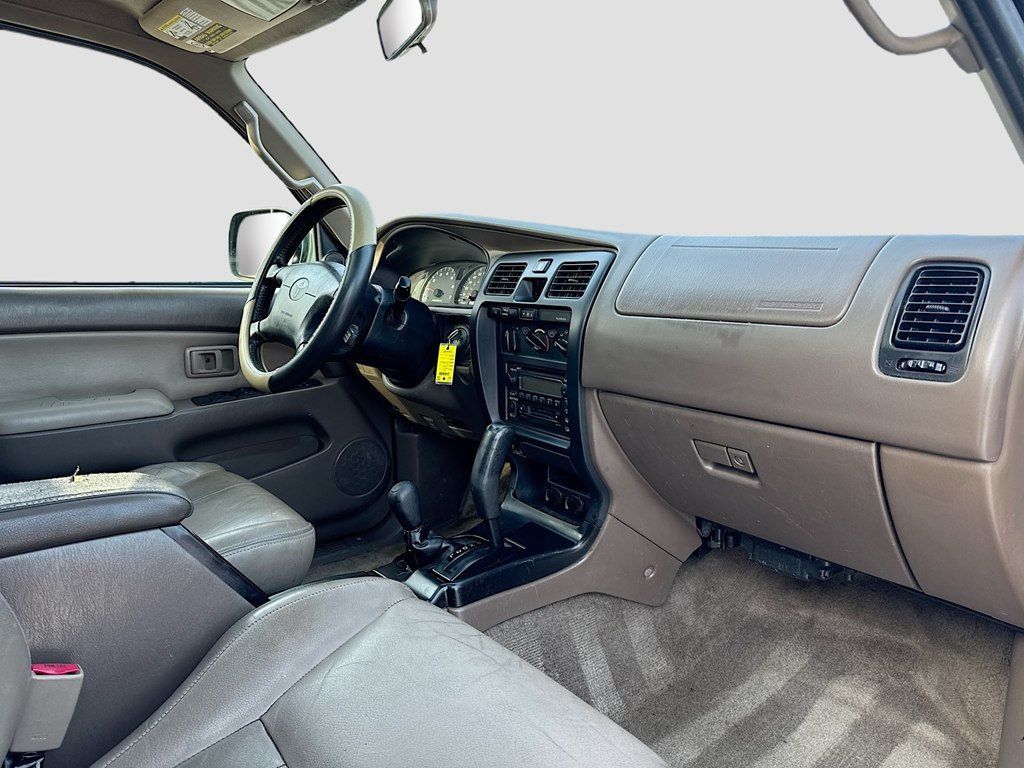 2001 Toyota 4Runner 4dr SR5 3.4L Automatic 4WD - 22974661 - 15