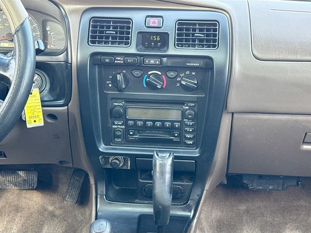 2001 Toyota 4Runner 4dr SR5 3.4L Automatic 4WD - 22974661 - 18