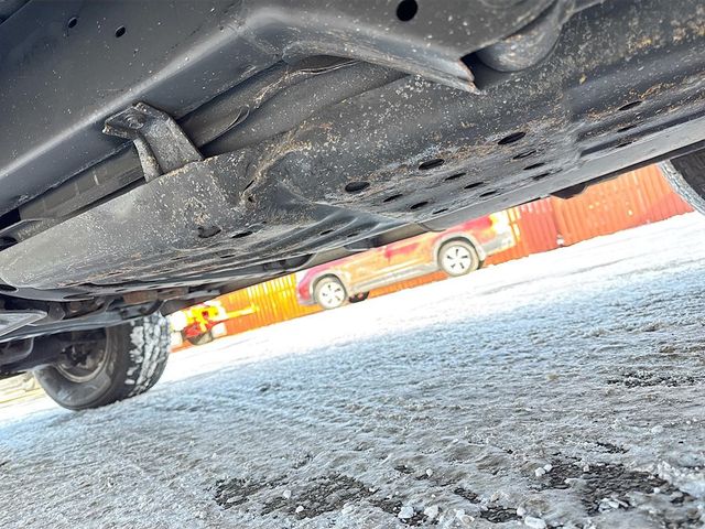 2001 Toyota 4Runner 4dr SR5 3.4L Automatic 4WD - 22974661 - 19