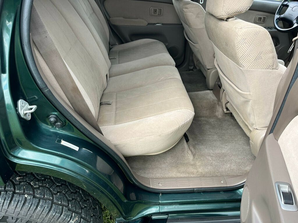 2001 Toyota 4Runner Classic 4x4 4runner 100 Photos great service history - 23019555 - 74