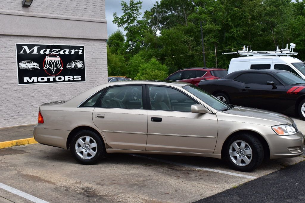 2001 Toyota Avalon photo 4