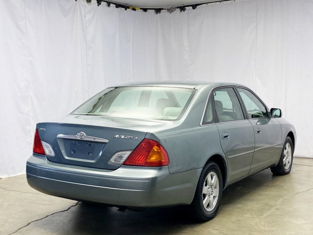 2001 Toyota Avalon  - 22562611 - 10