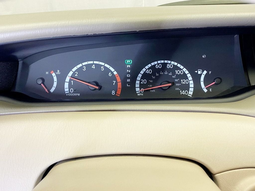 2001 Toyota Avalon  - 22562611 - 29