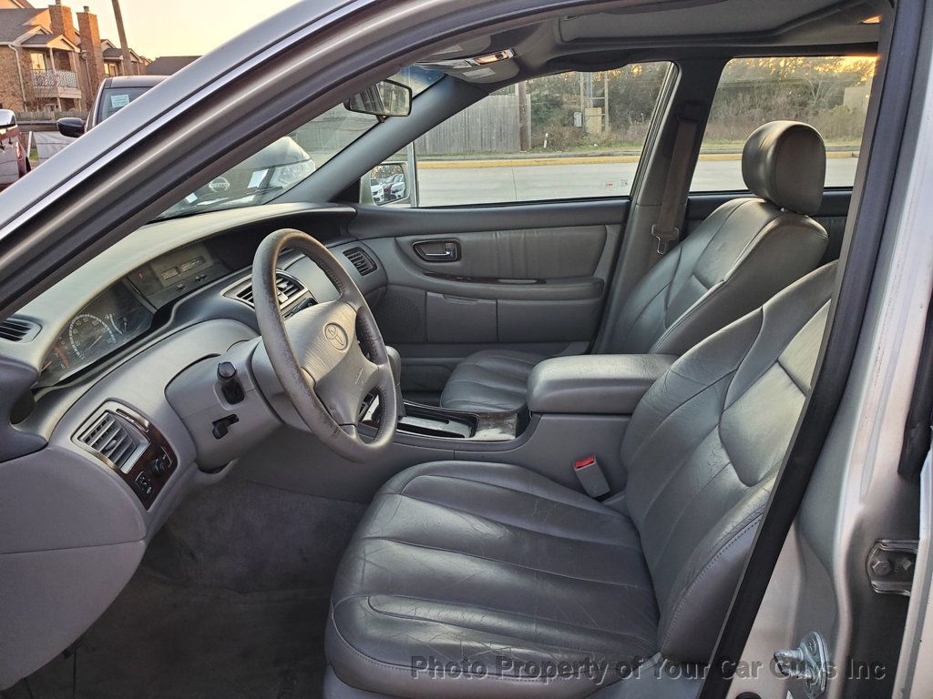 2001 Toyota Avalon  - 22982345 - 17