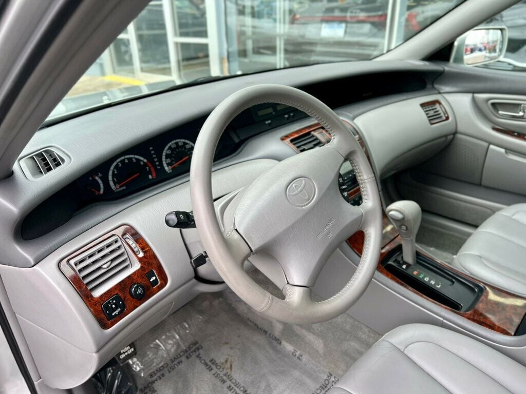 2001 Toyota Avalon XL - 22976567 - 12