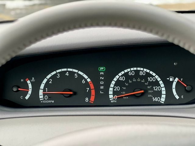 2001 Toyota Avalon XL - 22976567 - 17