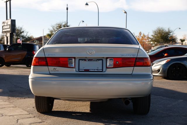 2001 Toyota Camry 4dr Sedan CE Automatic - 22973334 - 11