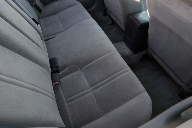 2001 Toyota Camry 4dr Sedan CE Automatic - 22973334 - 14