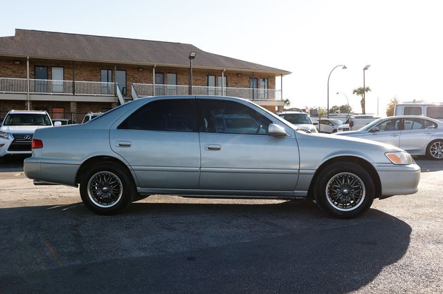 2001 Toyota Camry 4dr Sedan CE Automatic - 22973334 - 17