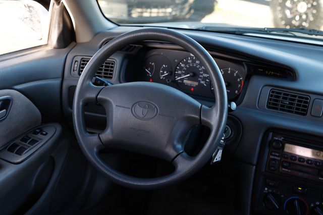 2001 Toyota Camry 4dr Sedan CE Automatic - 22973334 - 32