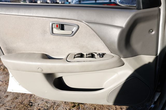 2001 Toyota Camry 4dr Sedan CE Automatic - 22973334 - 42