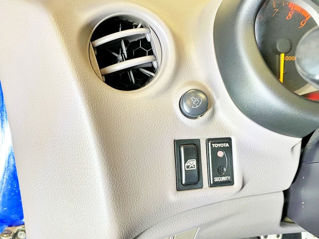 2001 Toyota Celica GTS - 23021798 - 19