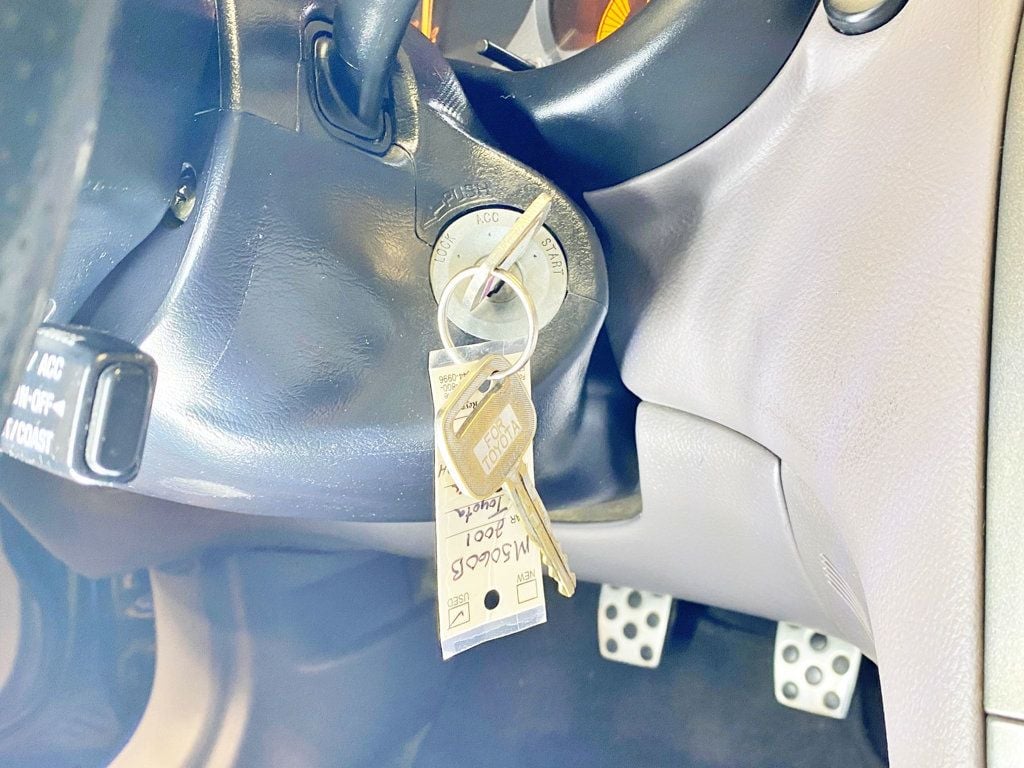 2001 Toyota Celica GTS - 23021798 - 25
