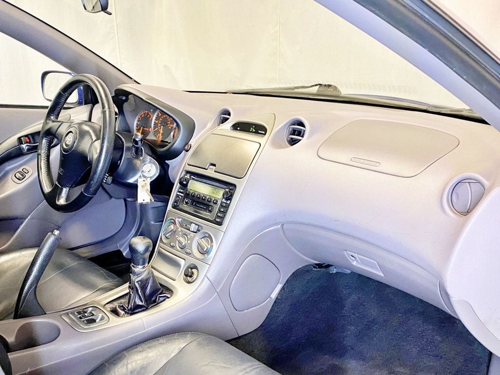 2001 Toyota Celica GTS - 23021798 - 38