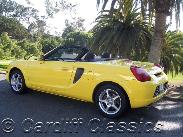 2001 Toyota MR2 Spyder 2dr Convertible Manual - 12242604 - 11