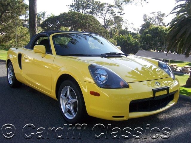 2001 Toyota MR2 Spyder 2dr Convertible Manual - 12242604 - 32