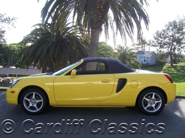 2001 Toyota MR2 Spyder 2dr Convertible Manual - 12242604 - 35