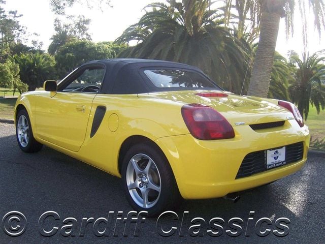 2001 Toyota MR2 Spyder 2dr Convertible Manual - 12242604 - 36