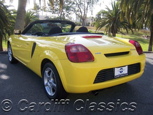 2001 Toyota MR2 Spyder 2dr Convertible Manual - 12242604 - 3