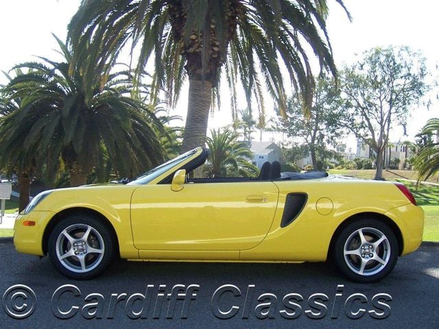 2001 Toyota MR2 Spyder 2dr Convertible Manual - 12242604 - 5