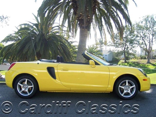 2001 Toyota MR2 Spyder 2dr Convertible Manual - 12242604 - 6