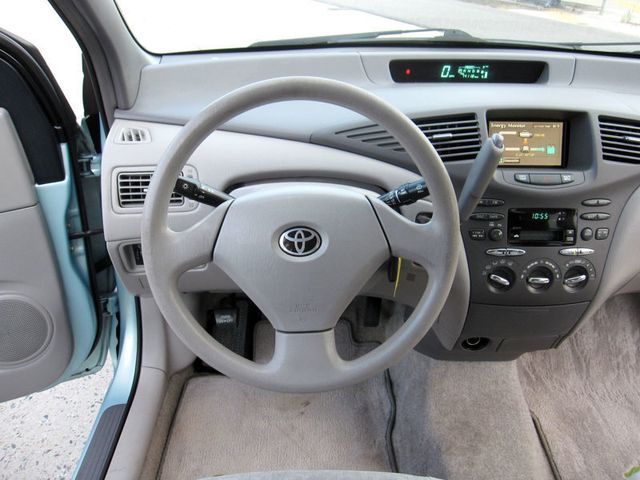 2001 Toyota Prius 4dr Sedan - 22510828 - 18