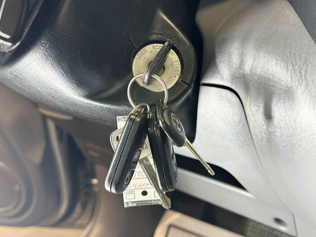2001 Toyota RAV4 4dr Automatic 4WD - 23090448 - 24