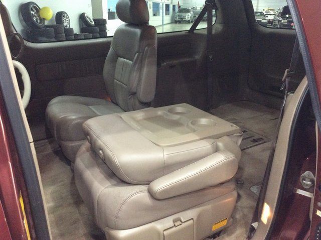 2001 Toyota Sienna 5dr XLE - 22033974 - 19