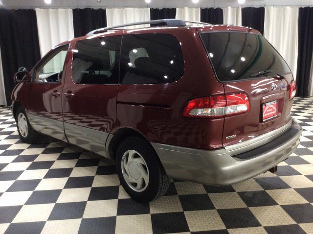 2001 Toyota Sienna 5dr XLE - 22033974 - 3