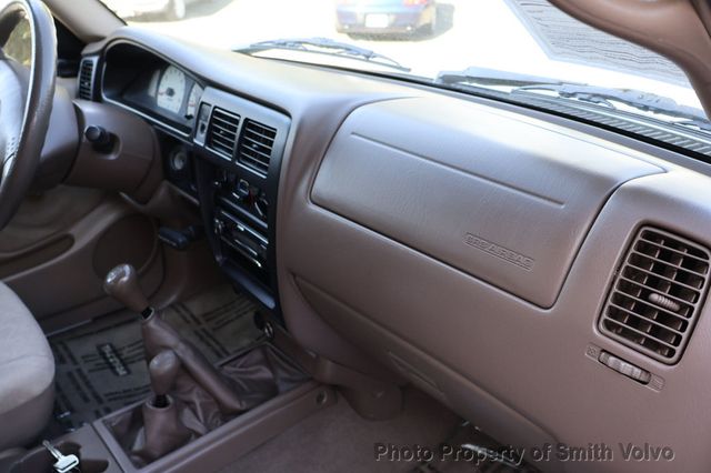 2001 Toyota Tacoma XtraCab Manual - 23101043 - 31