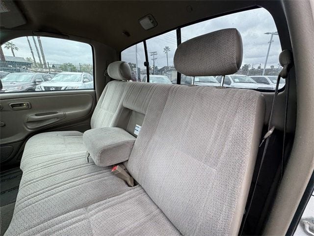 2001 Toyota Tundra Base - 22695356 - 17