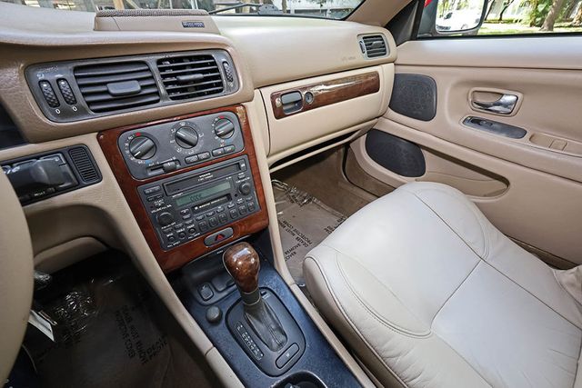 2001 Volvo C70 HT A CV 2dr Convertible Automatic - 22928334 - 39