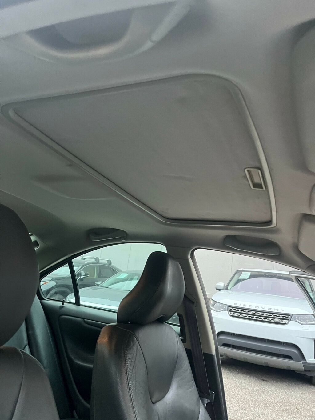 2001 Volvo S60 2.4 A 4dr Sedan Automatic - 22943894 - 19