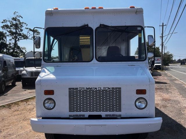 2001 Workhorse P4500 15 FOOT STEP VAN GASOLINE USES LOW MILES OTHERS IN STOCK - 22000560 - 4