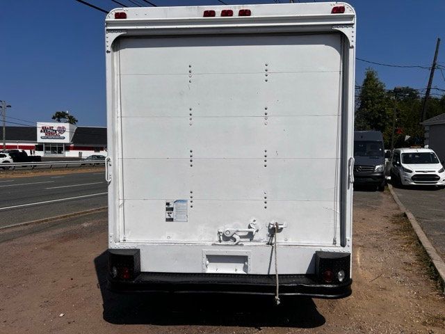 2001 Workhorse P4500 15 FOOT STEP VAN GASOLINE USES LOW MILES OTHERS IN STOCK - 22000560 - 5