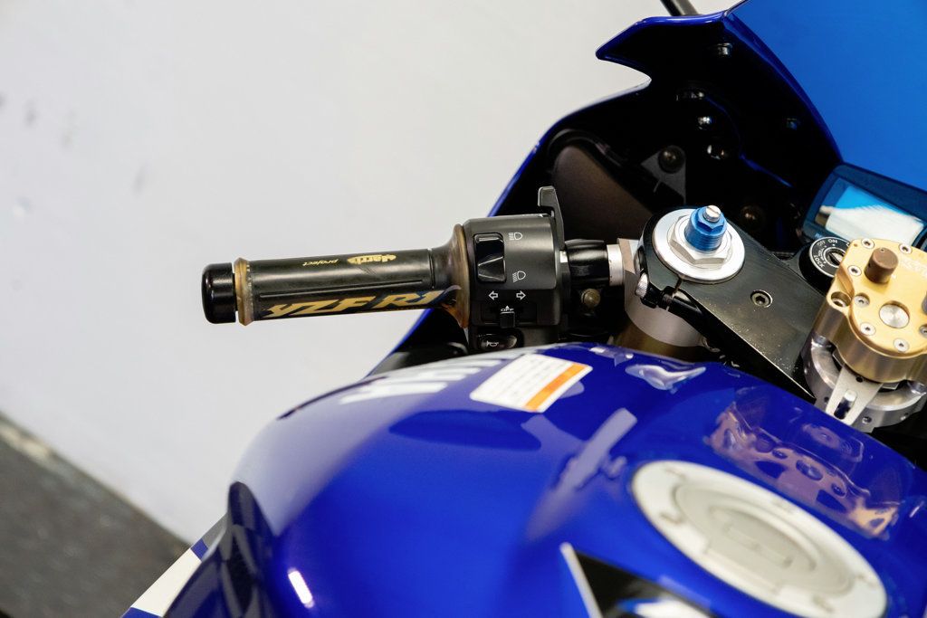 2001 Yamaha YZFR1 SPORT BIKE!!! - 23020191 - 9