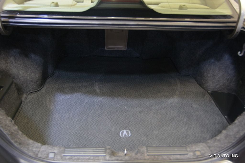 2002 Acura RL 4dr Sedan - 22923848 - 32