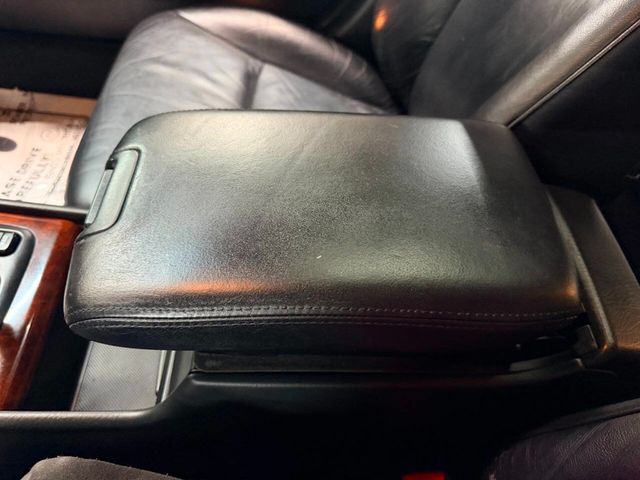 2002 Acura RL 4dr Sedan w/Navigation System - 23008667 - 46