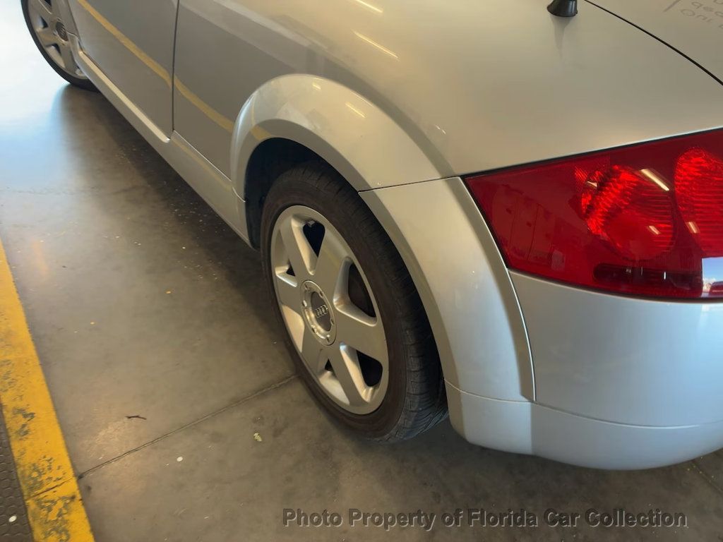 2002 Audi TT Roadster Convertible 5-Speed Manual - 22976708 - 13