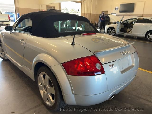 2002 Audi TT Roadster Convertible 5-Speed Manual - 22976708 - 2