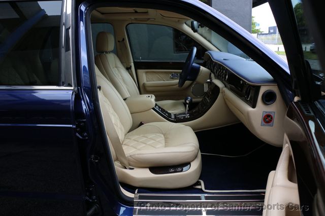 2002 Bentley Arnage 4dr Sedan T - 23046253 - 34